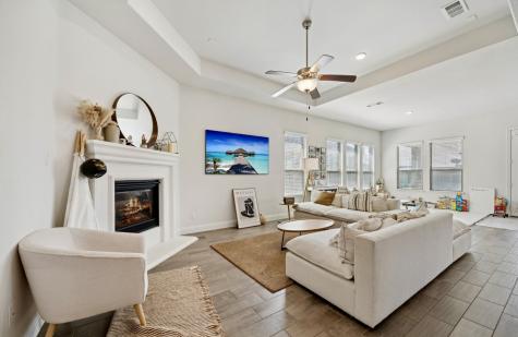 2732 Promenade The Colony TX 75056