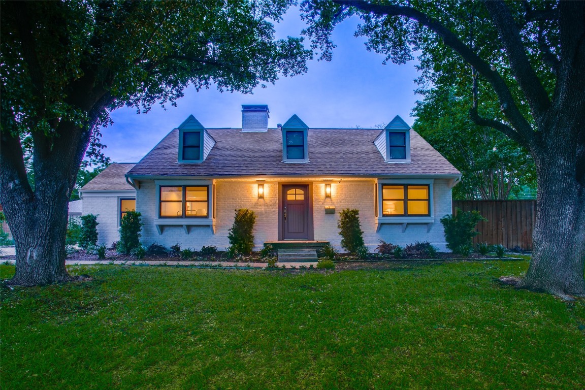 533 Woolsey Drive Dallas TX 75224