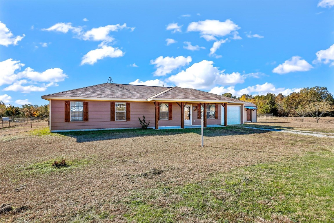 214 Oakley Circle Weatherford TX 76085