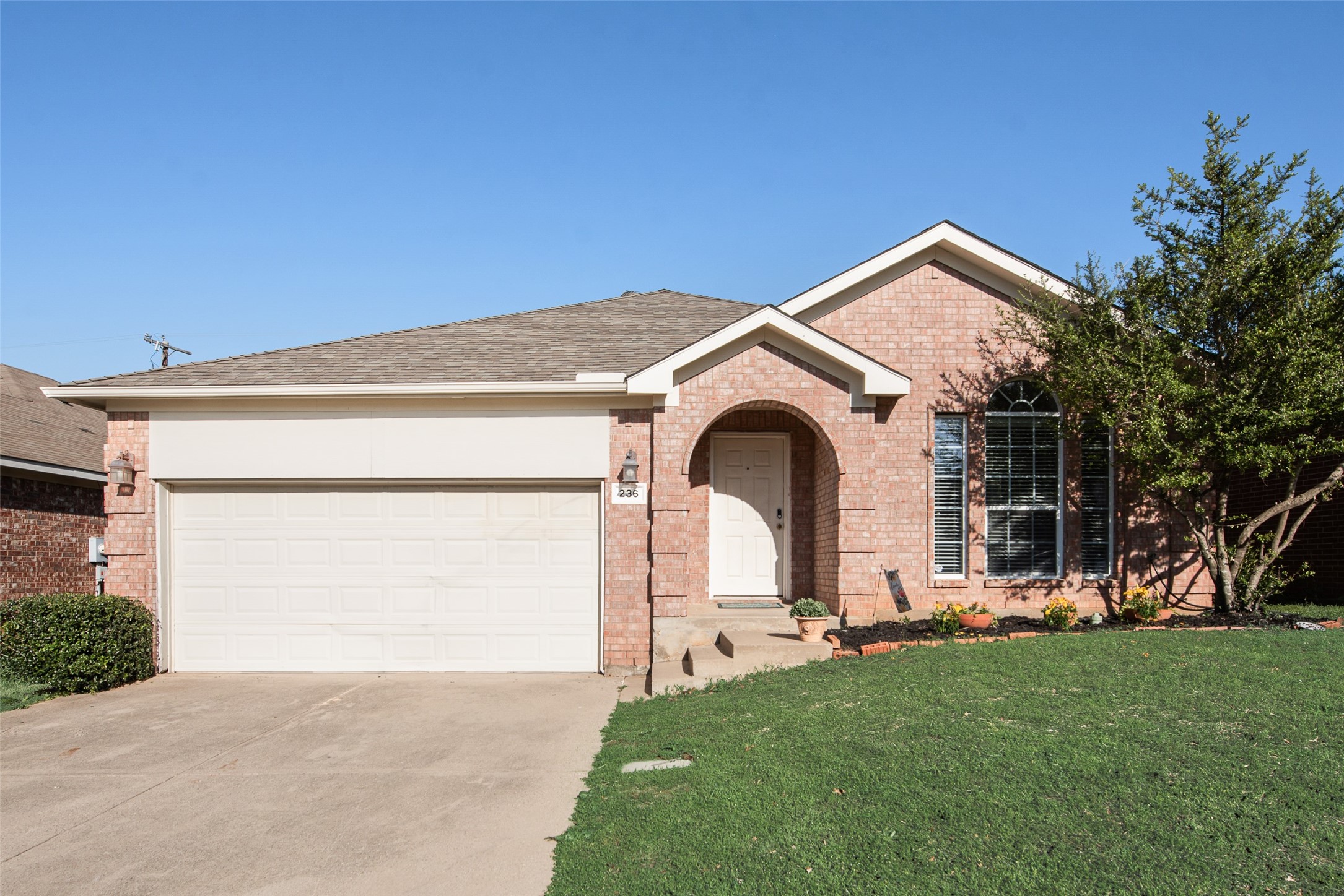 236 Goldeneye Lane Fort Worth TX 76120