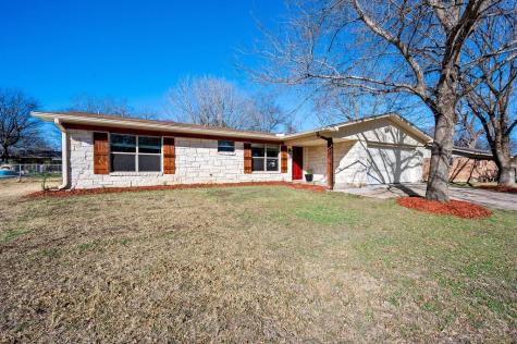 1104 N Willard Drive Robinson TX 76706