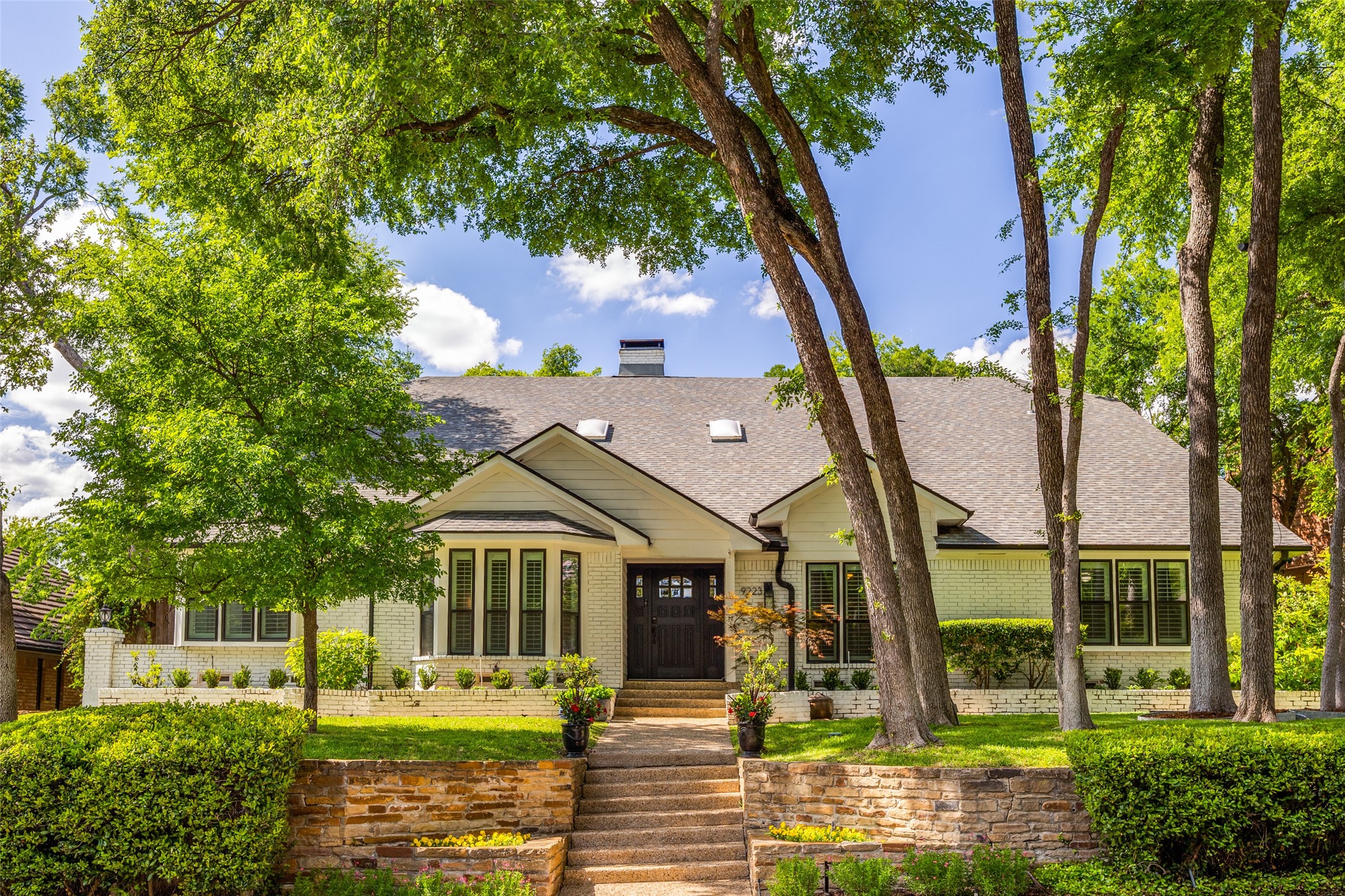 9223 Club Glen Drive Dallas TX 75243