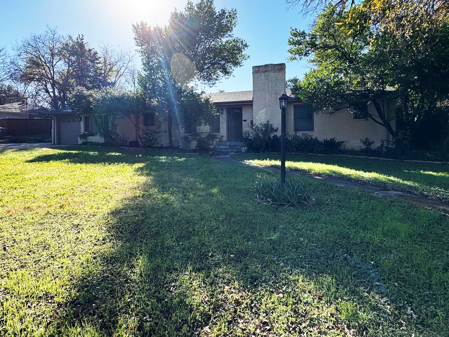 510 Bizerte Avenue Dallas TX 75224