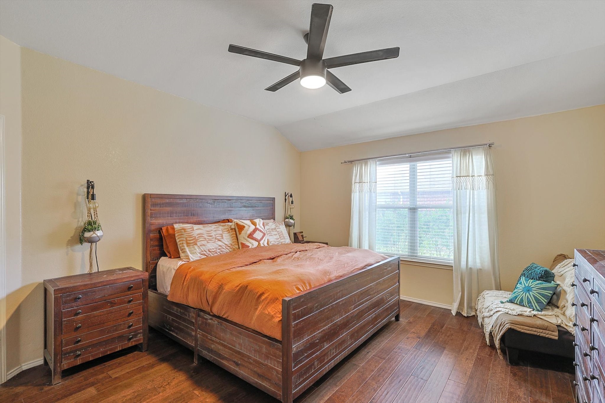 15516 Gatehouse Drive Fort Worth TX 76262