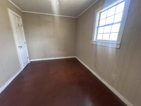 902 Simpson Street Yoakum TX 77995