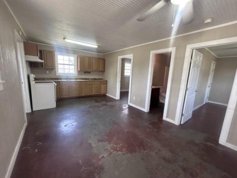 902 Simpson Street Yoakum TX 77995