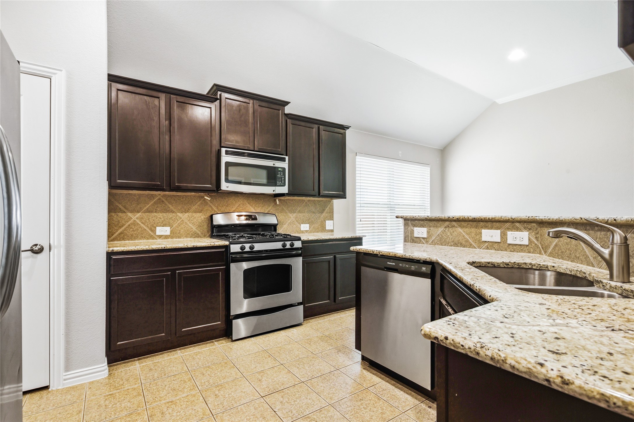 14313 Mariposa Lily Lane Fort Worth TX 76052