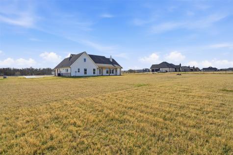 1081 Paradise Parkway Poolville TX 76487