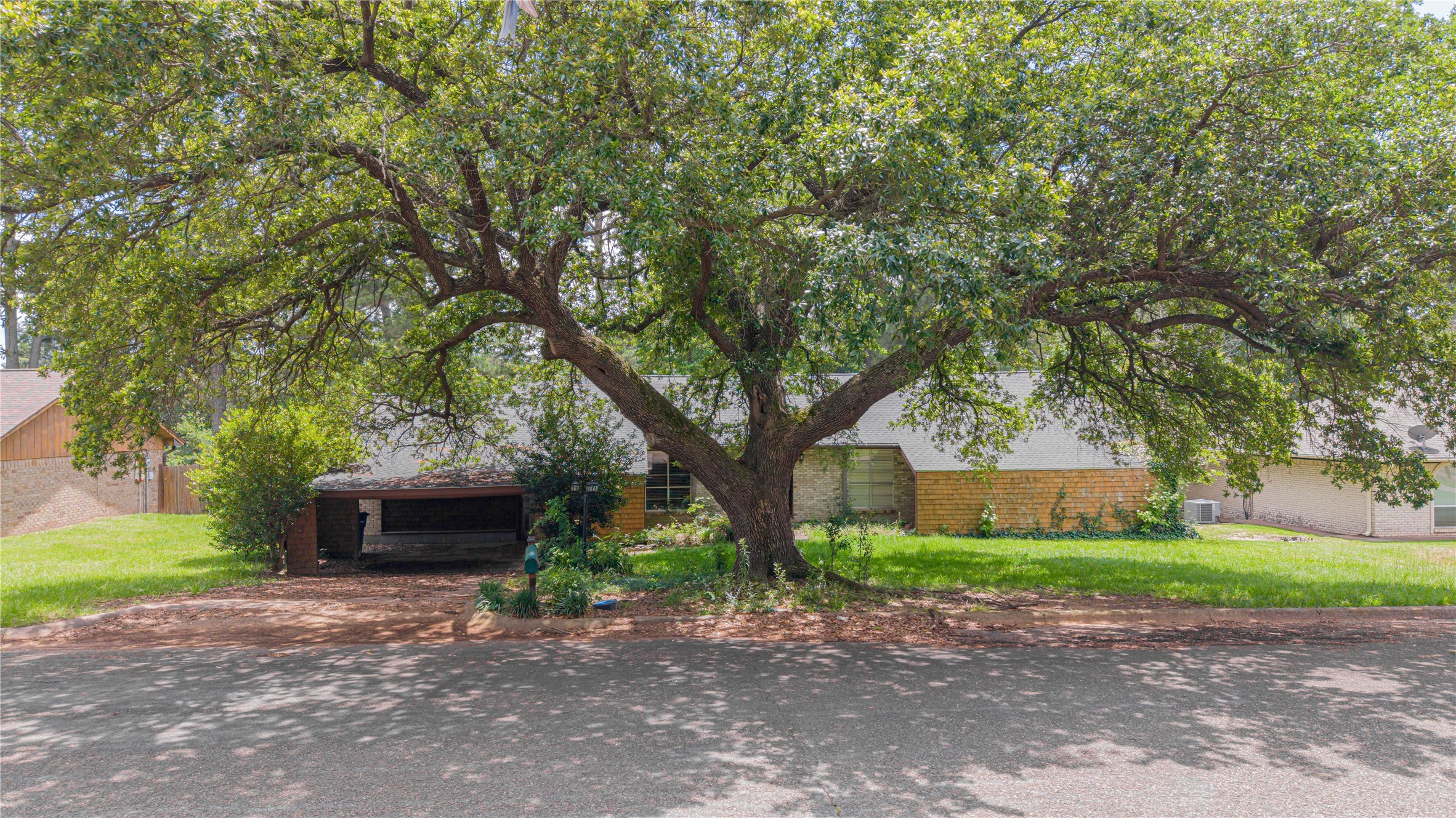 1006 Rikkity Lane Mt Pleasant TX 75455