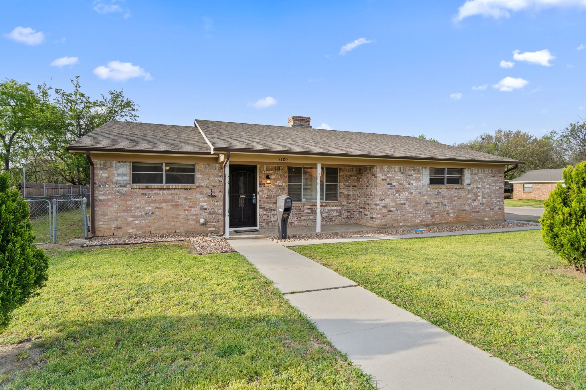 3700 Rough Creek Road Forest Hill TX 76140