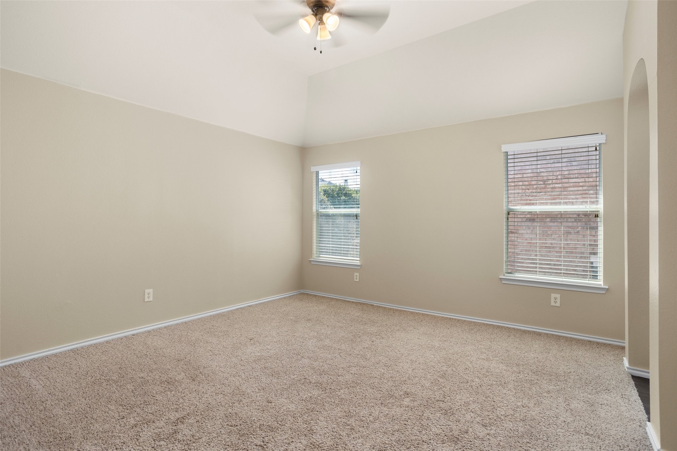 5009 Valleyside Drive Fort Worth TX 76123