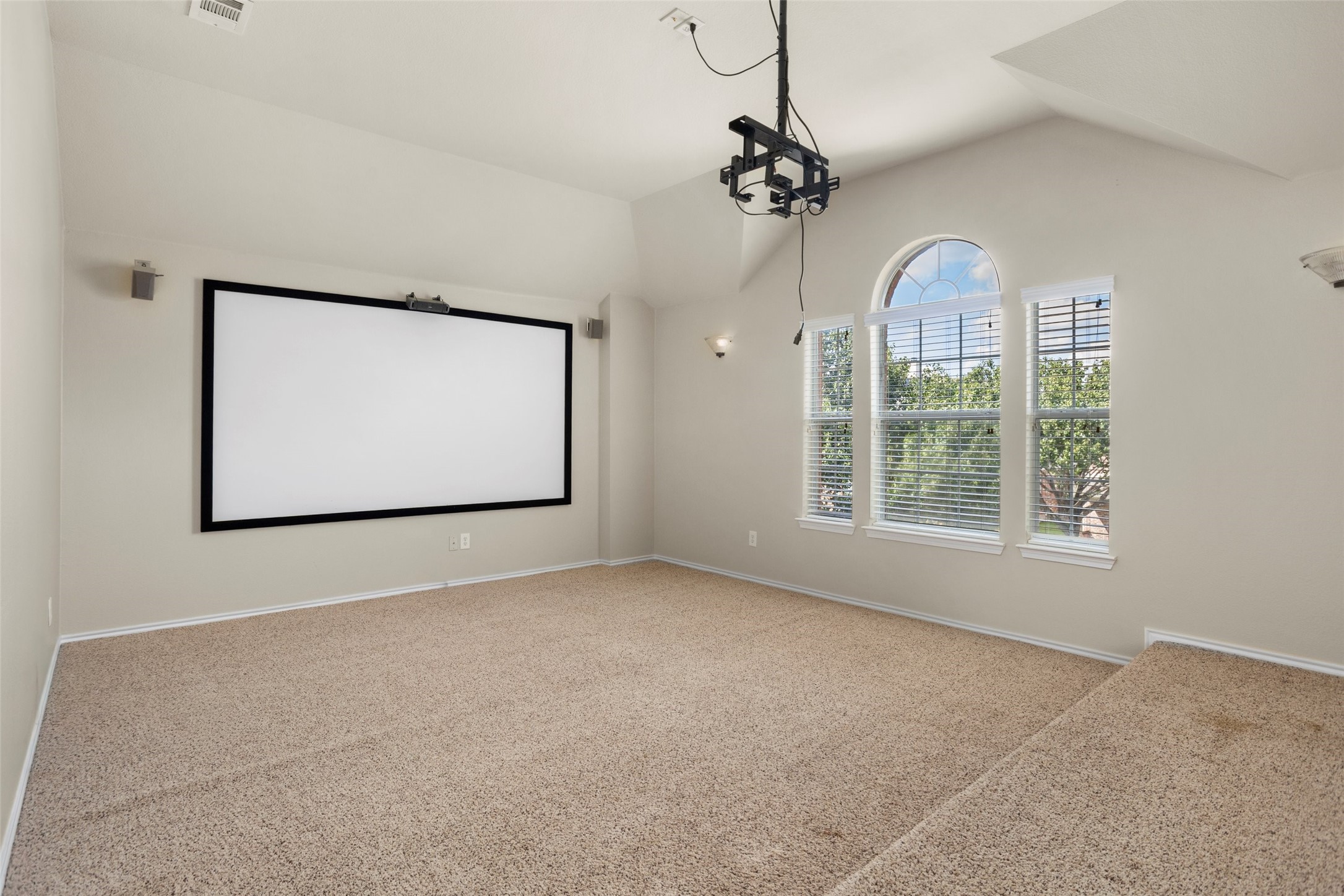 5009 Valleyside Drive Fort Worth TX 76123