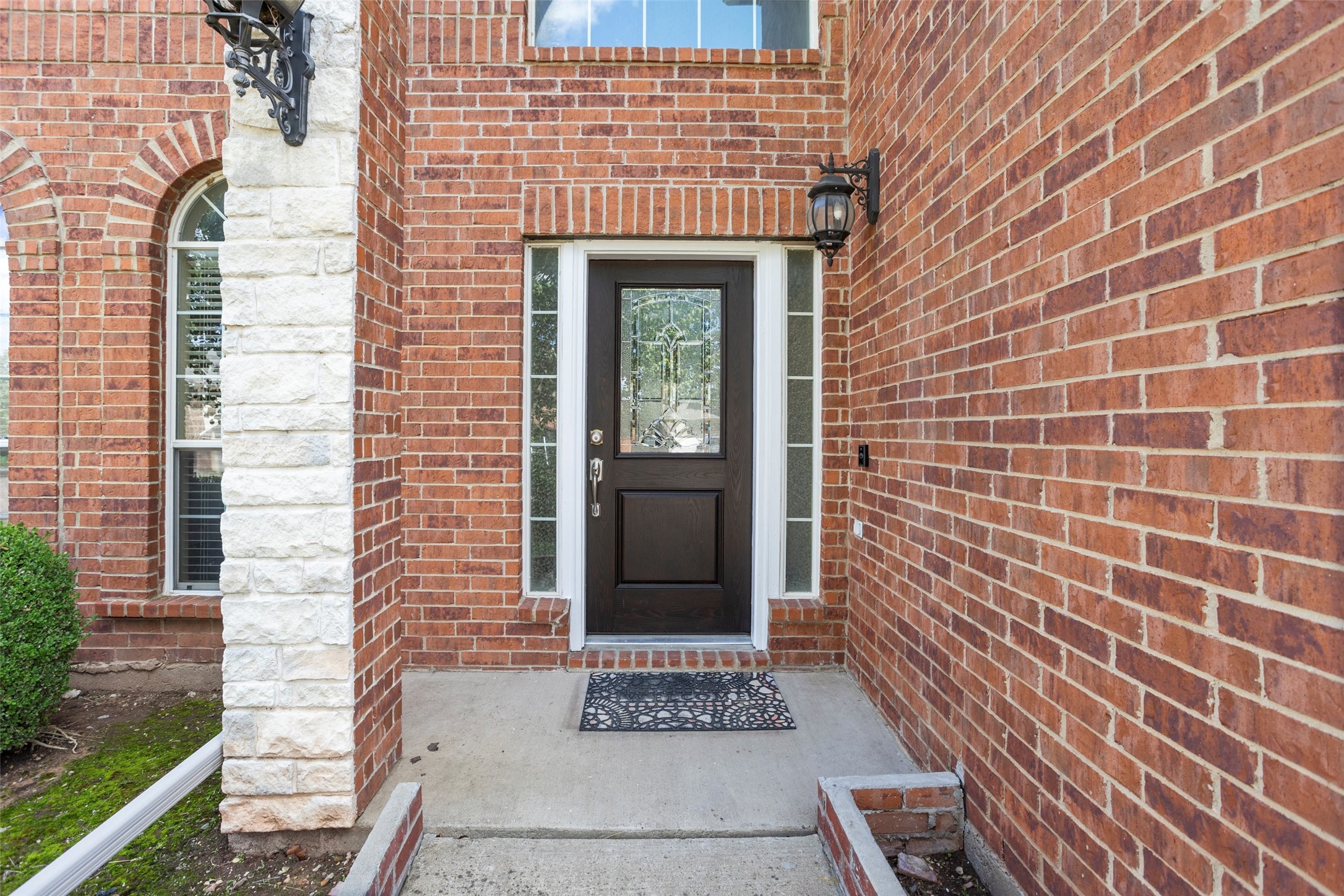 5009 Valleyside Drive Fort Worth TX 76123