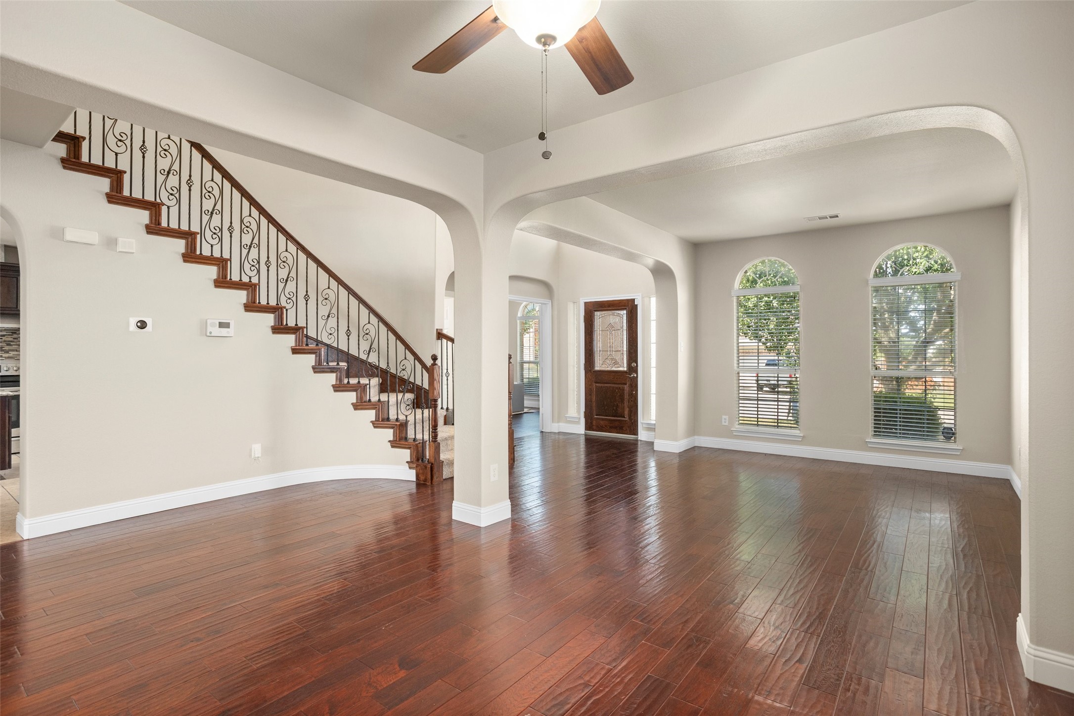 5009 Valleyside Drive Fort Worth TX 76123