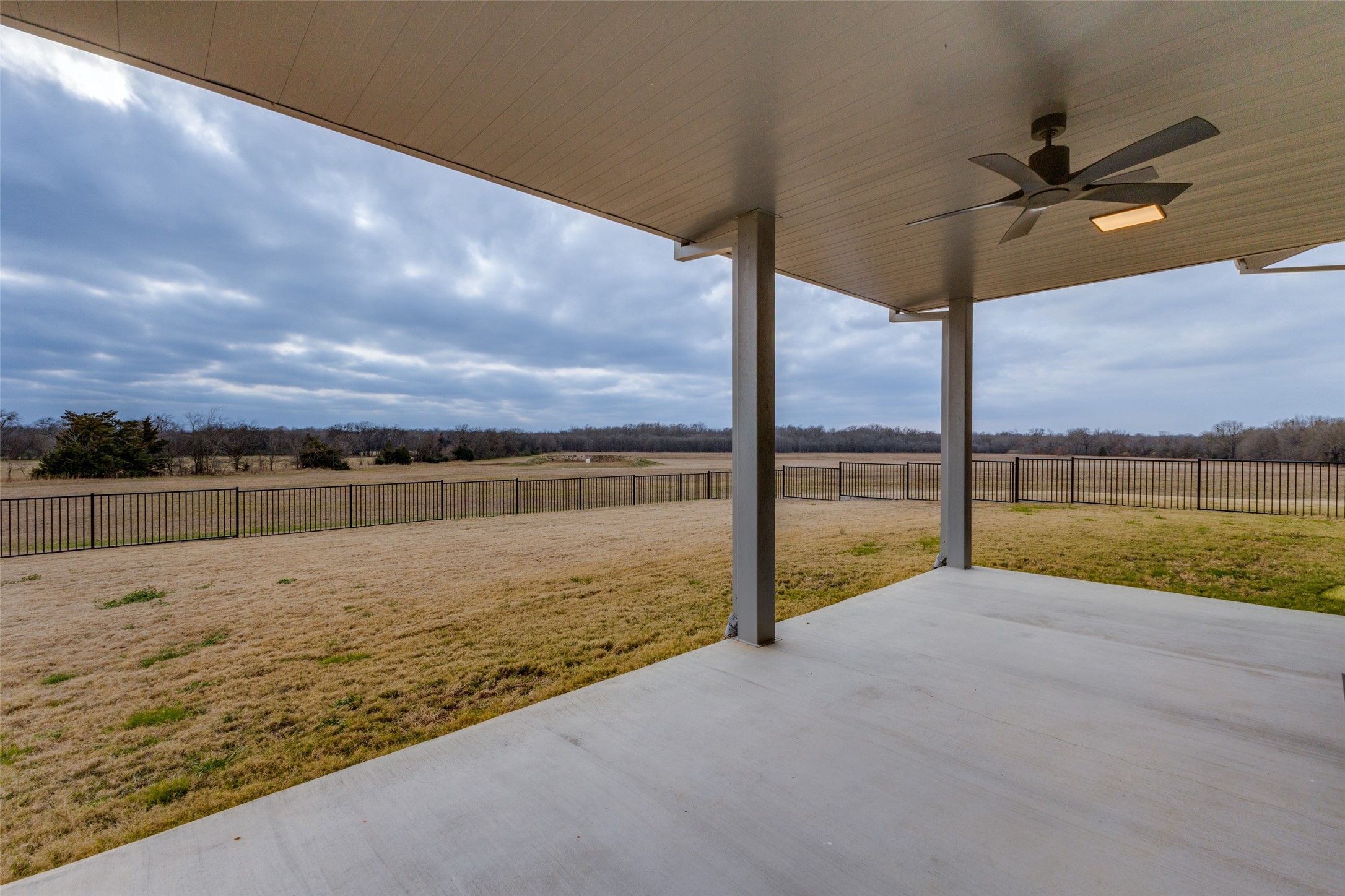 3025 Farm Road 900 W Saltillo TX 75478