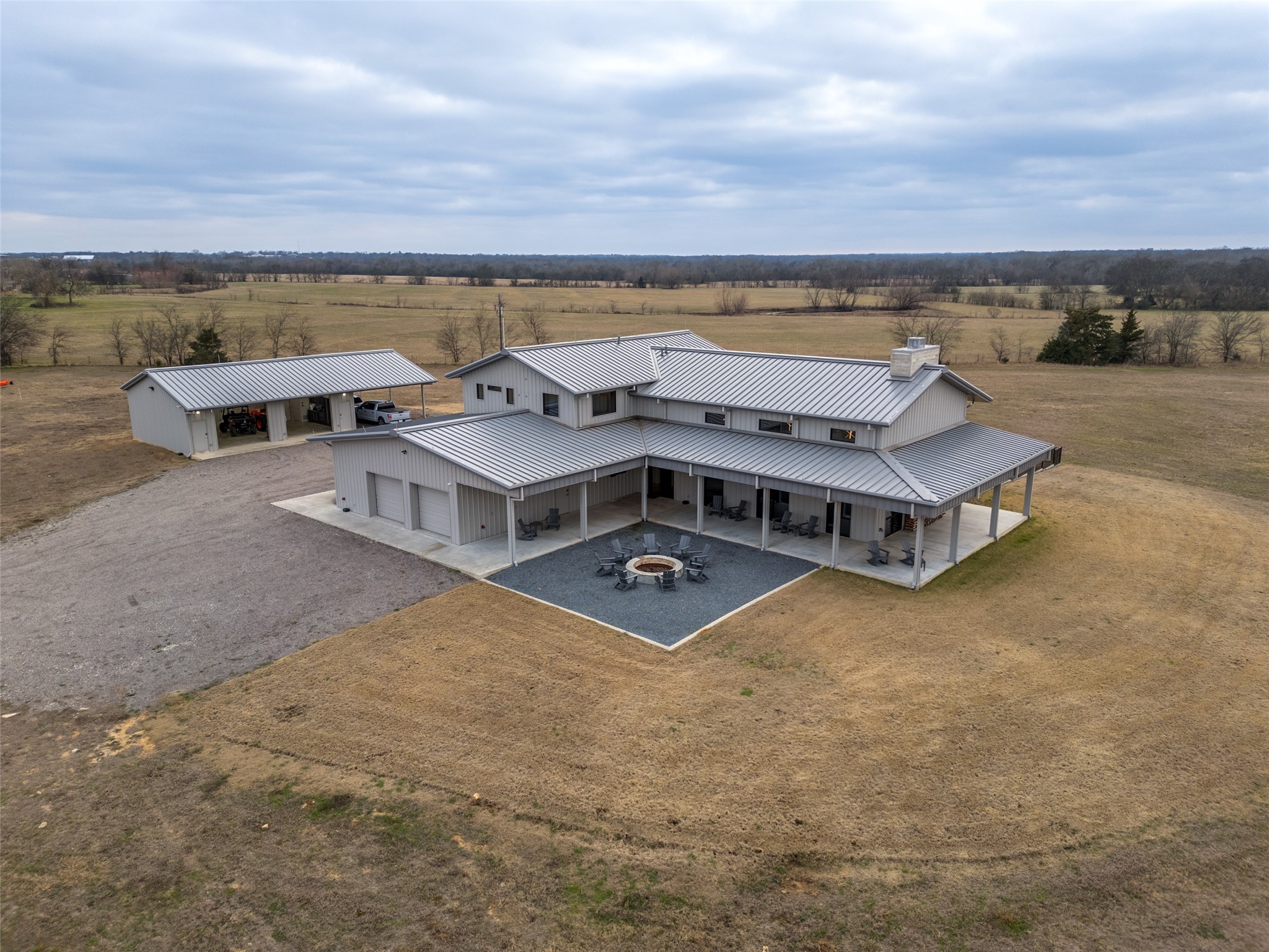 3025 Farm Road 900 W Saltillo TX 75478