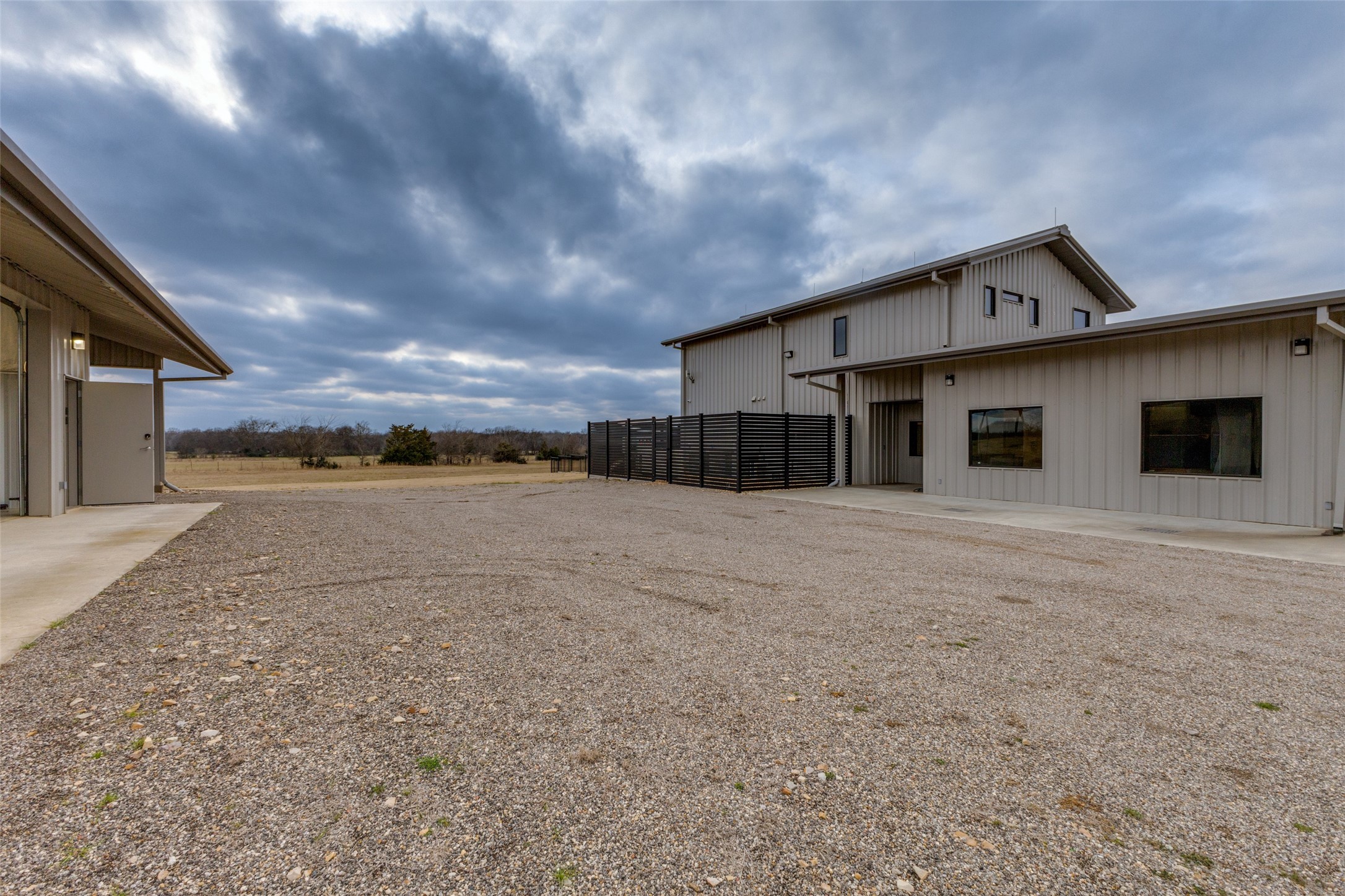3025 Farm Road 900 W Saltillo TX 75478