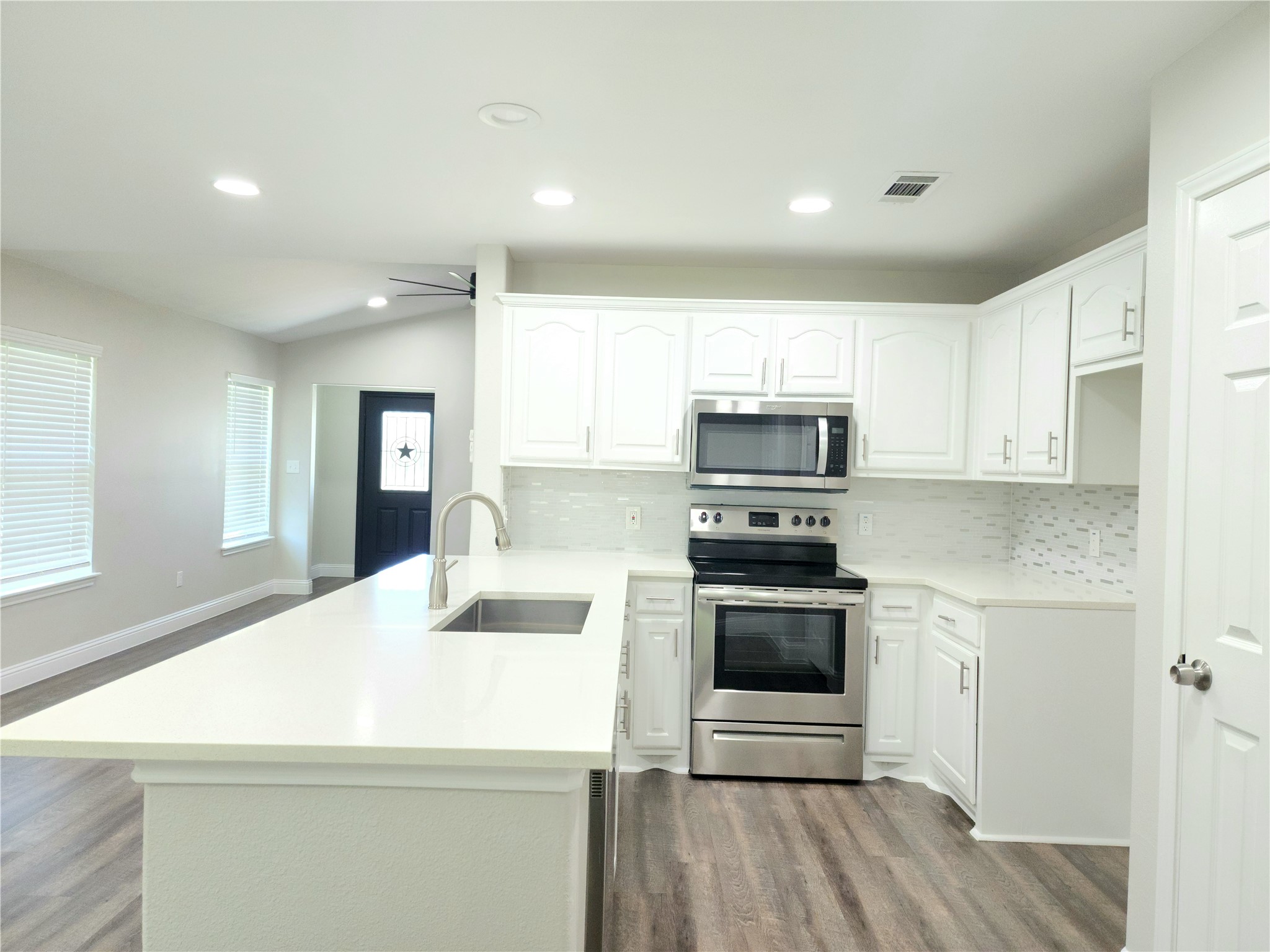 10115 Woodlot Drive Dallas TX 75217