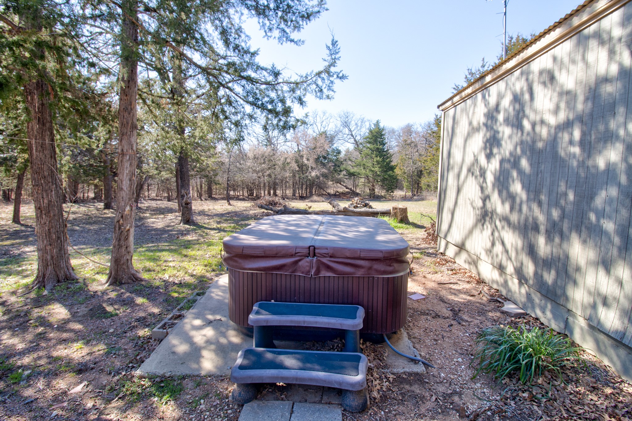 374 Hideaway Lane Valley View TX 76272