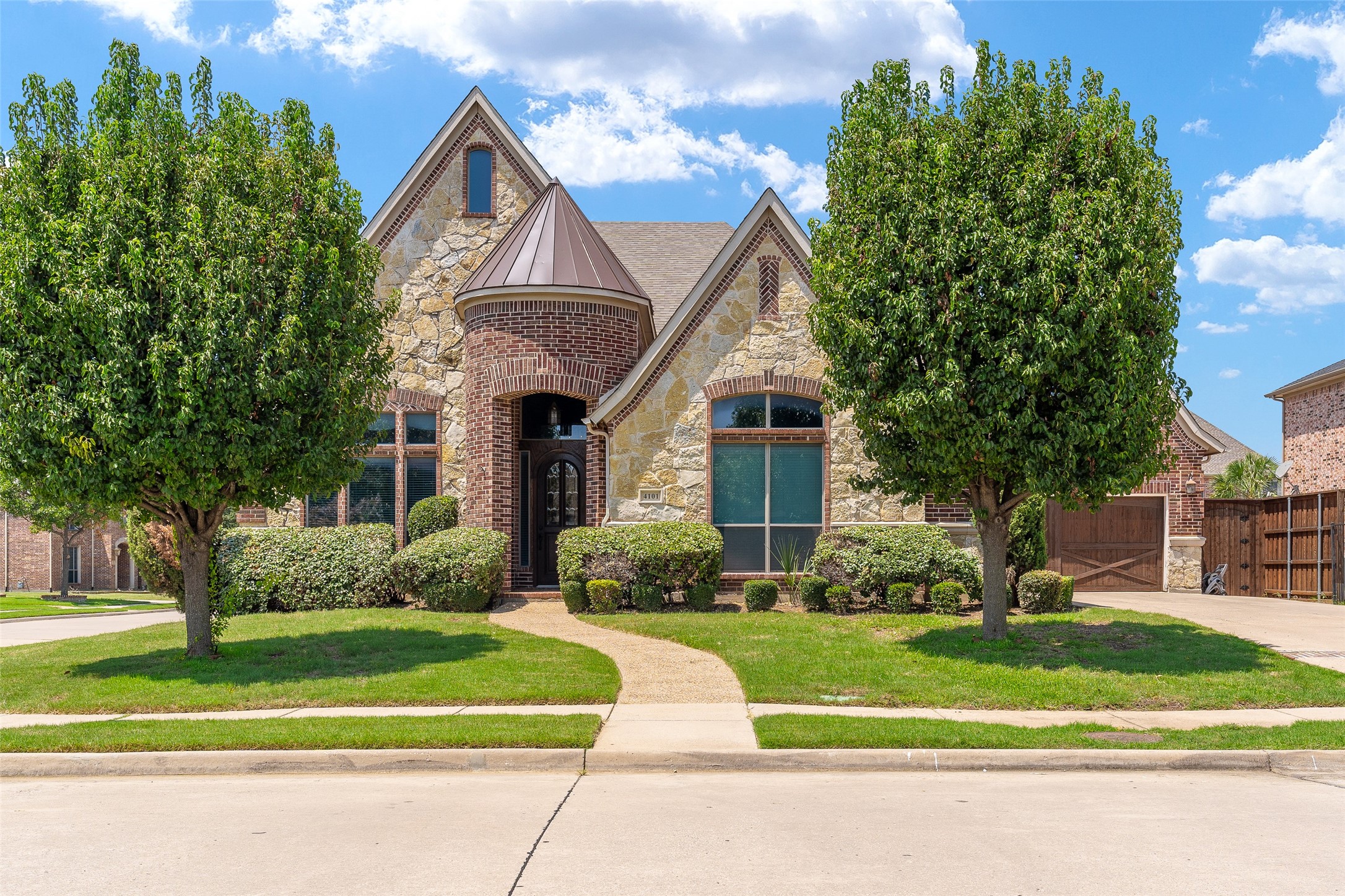 4101 Choctaw Drive Carrollton TX 75010