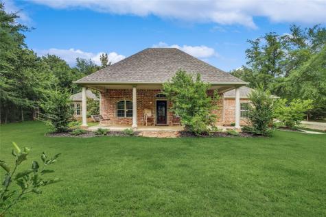 1307 Bloomfield Road Valley View TX 76272