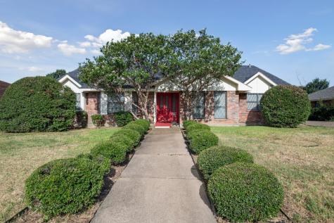 2613 Castle Street Irving TX 75038