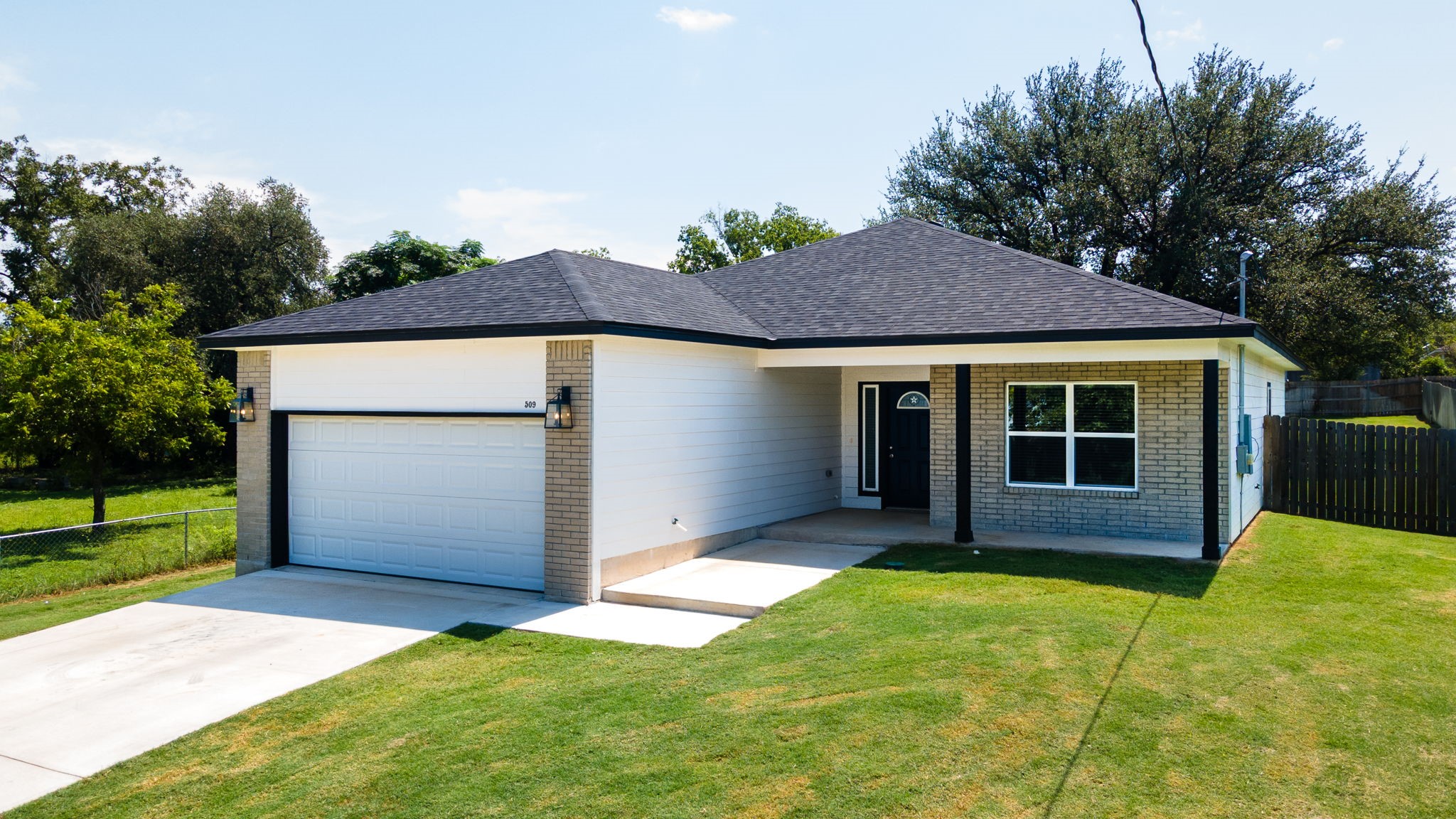 509 Brown Street Lampasas TX 76550