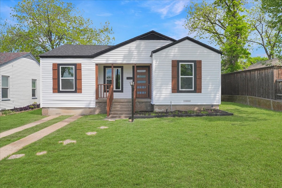 1203 W Avenue F Garland TX 75040