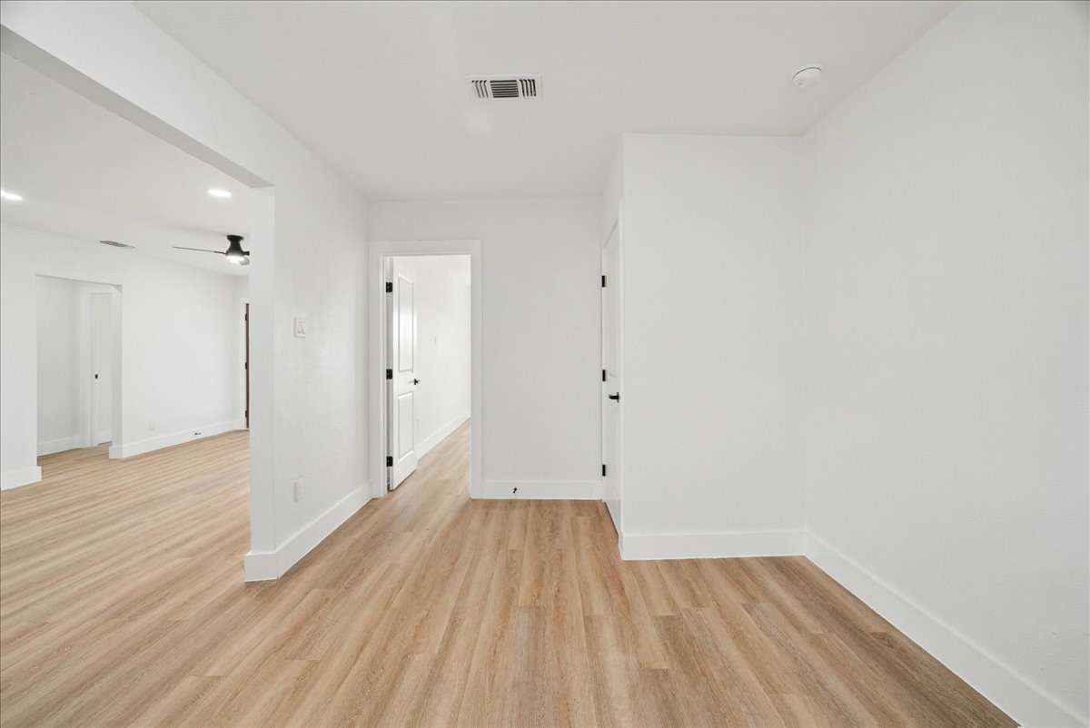1203 W Avenue F Garland TX 75040