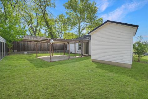 1203 W Avenue F Garland TX 75040