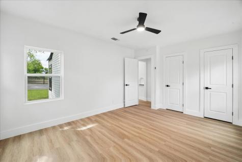 1203 W Avenue F Garland TX 75040