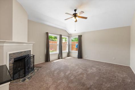 1202 Angel Fire Lane Arlington TX 76001