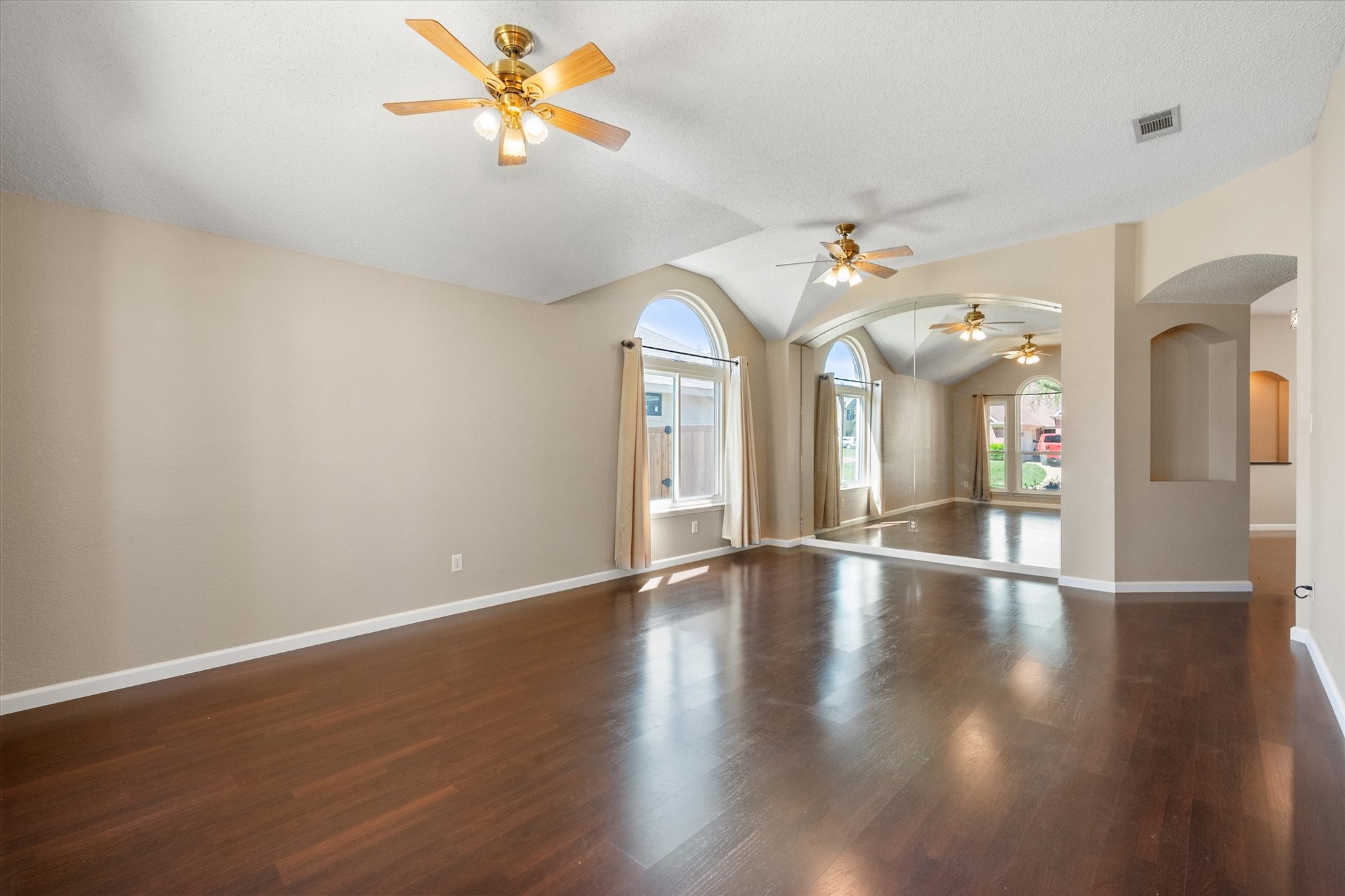 1202 Angel Fire Lane Arlington TX 76001