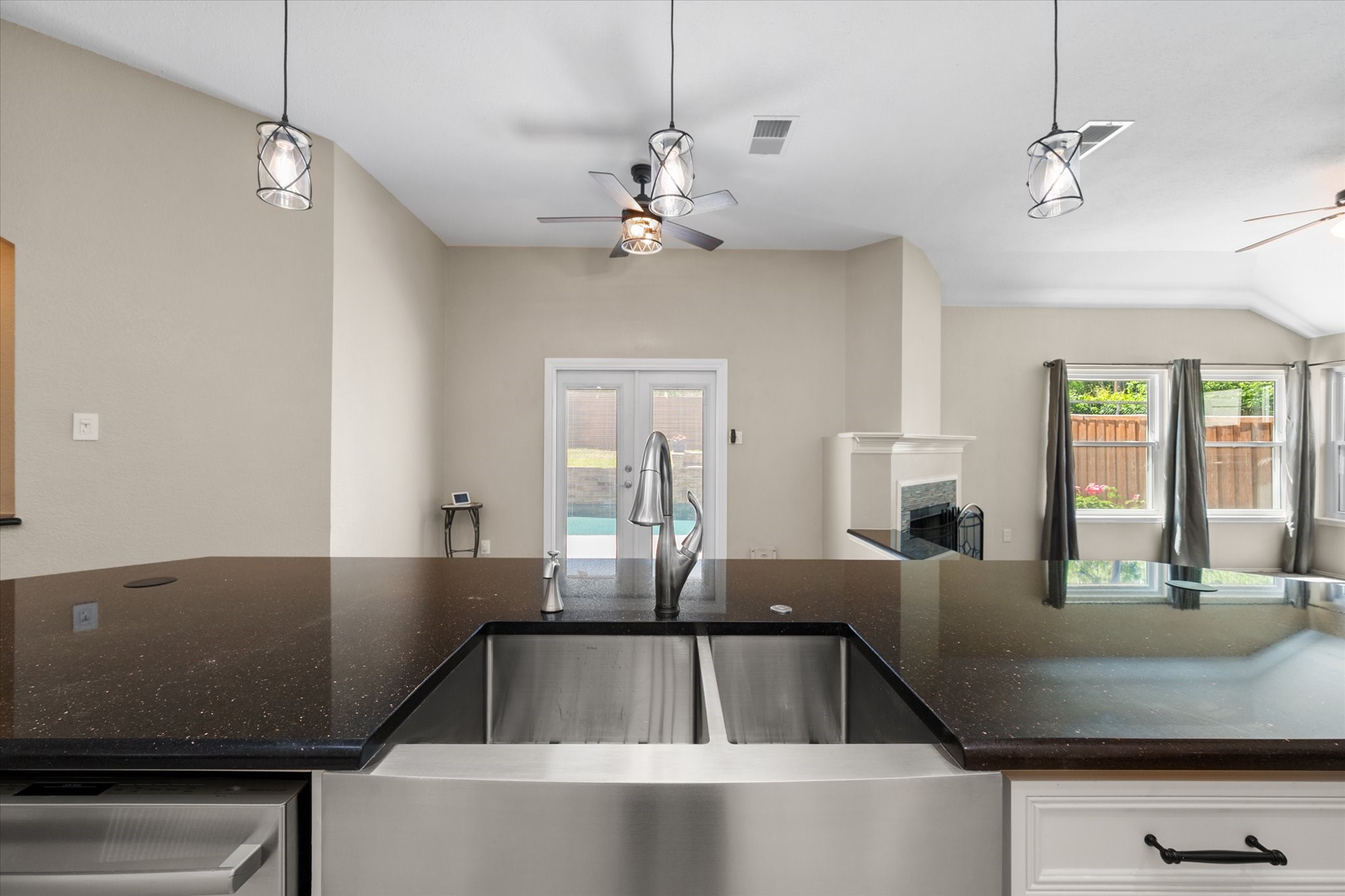 1202 Angel Fire Lane Arlington TX 76001