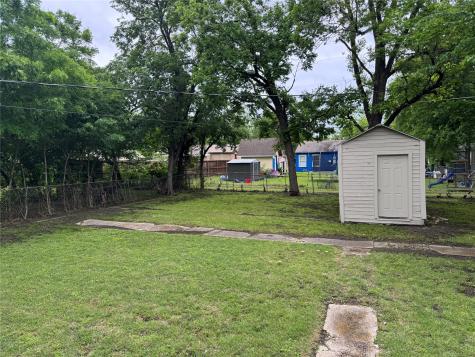 1444 Nash Street Garland TX 75042