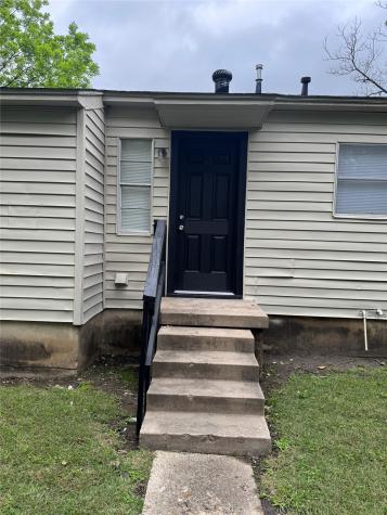 1444 Nash Street Garland TX 75042