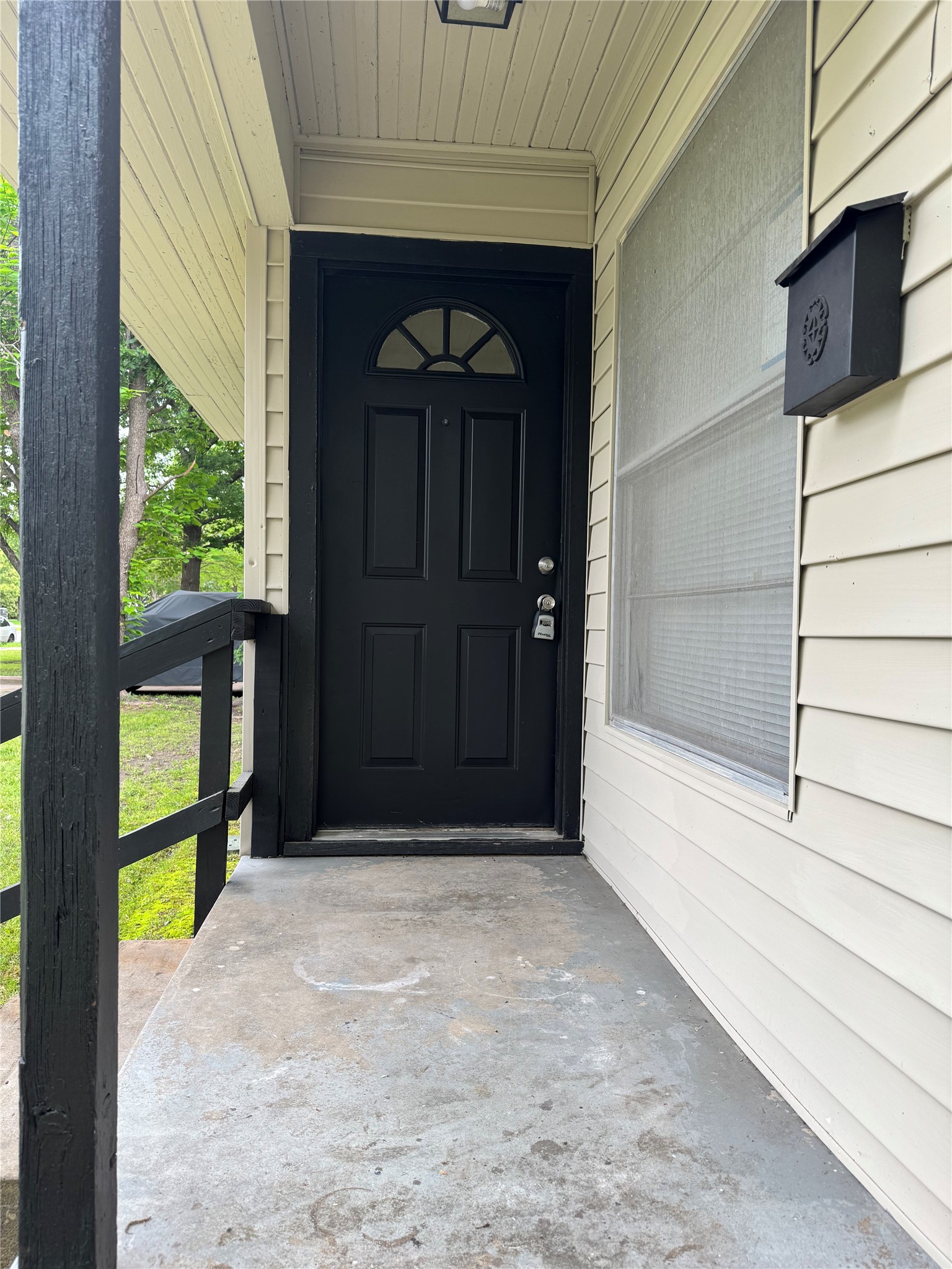 1444 Nash Street Garland TX 75042