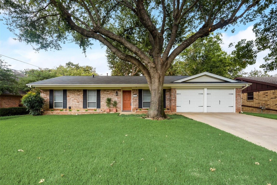325 Moore Creek Road Hurst TX 76053