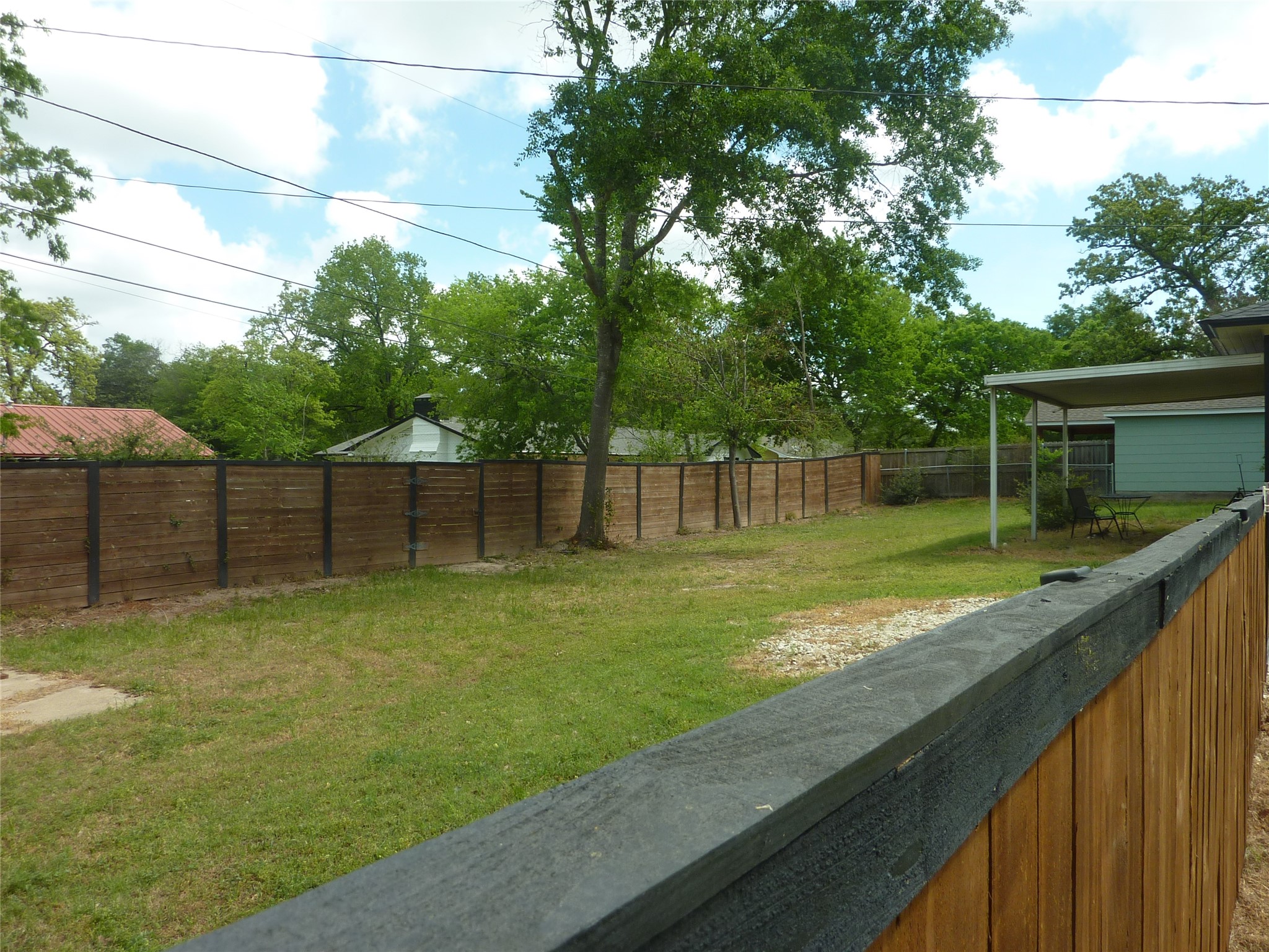 116 W Cayuga Drive Athens TX 75751