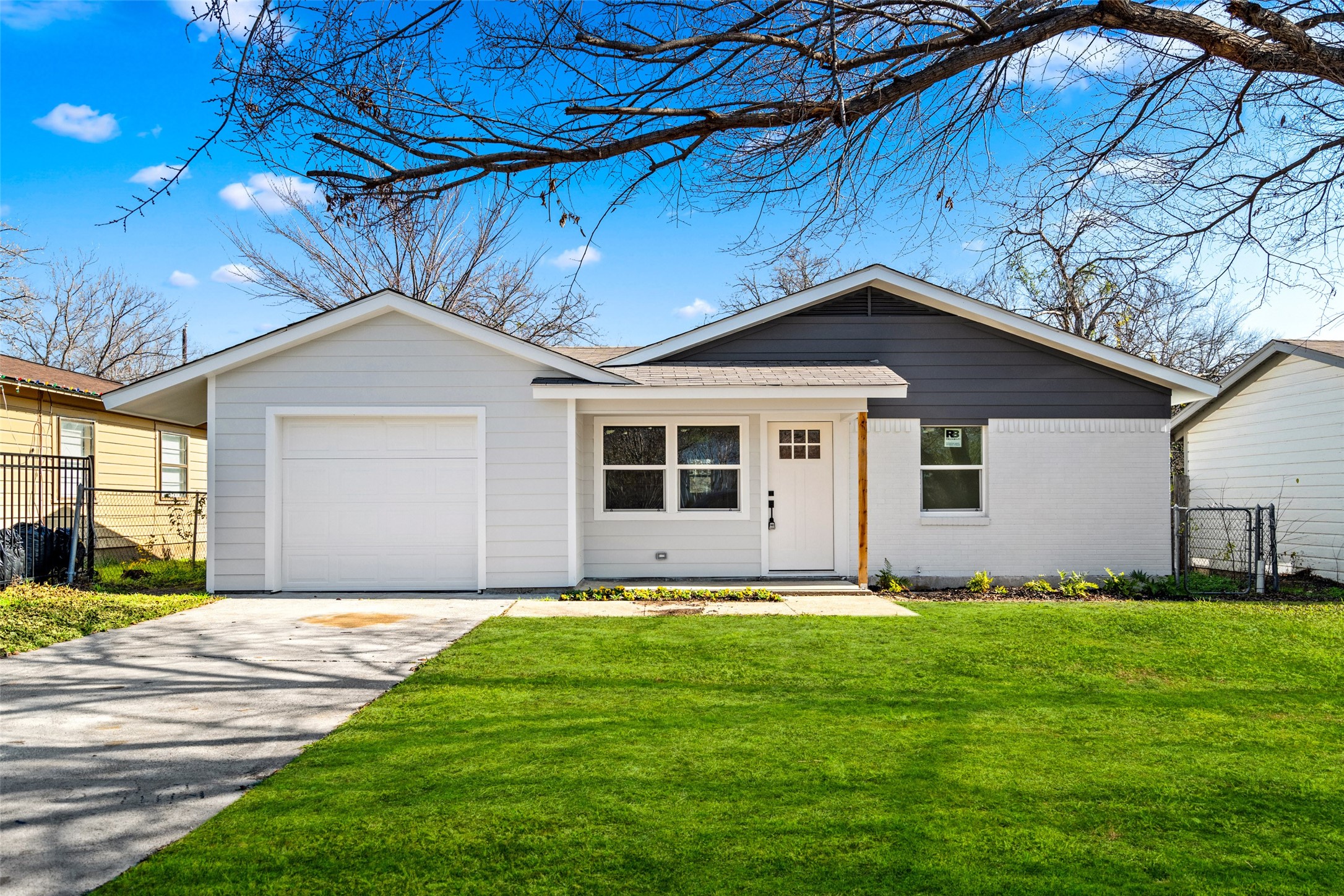 3929 Stanley Avenue Fort Worth TX 76110