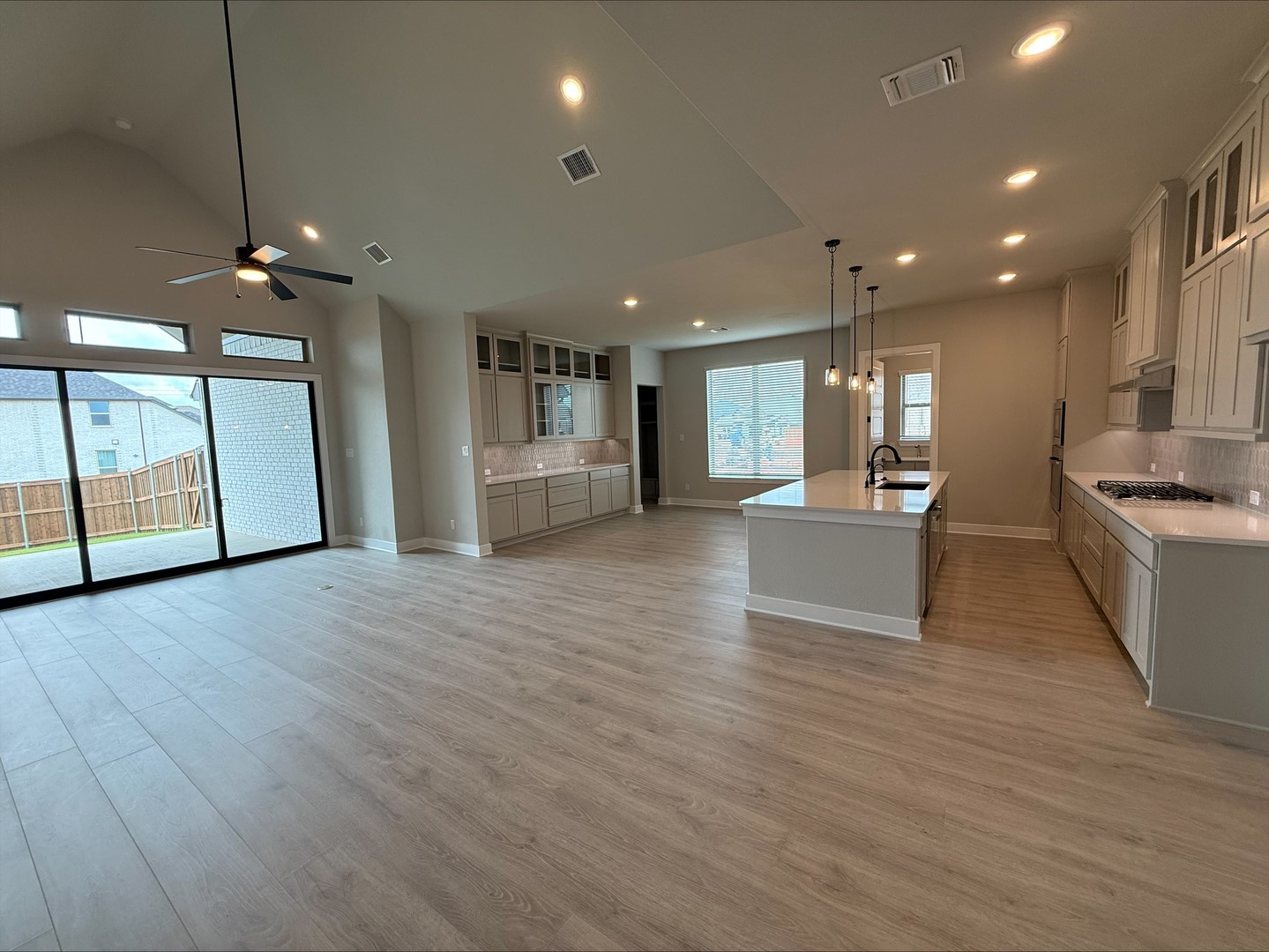 1008 Pearl Crescent Place Crowley TX 76036