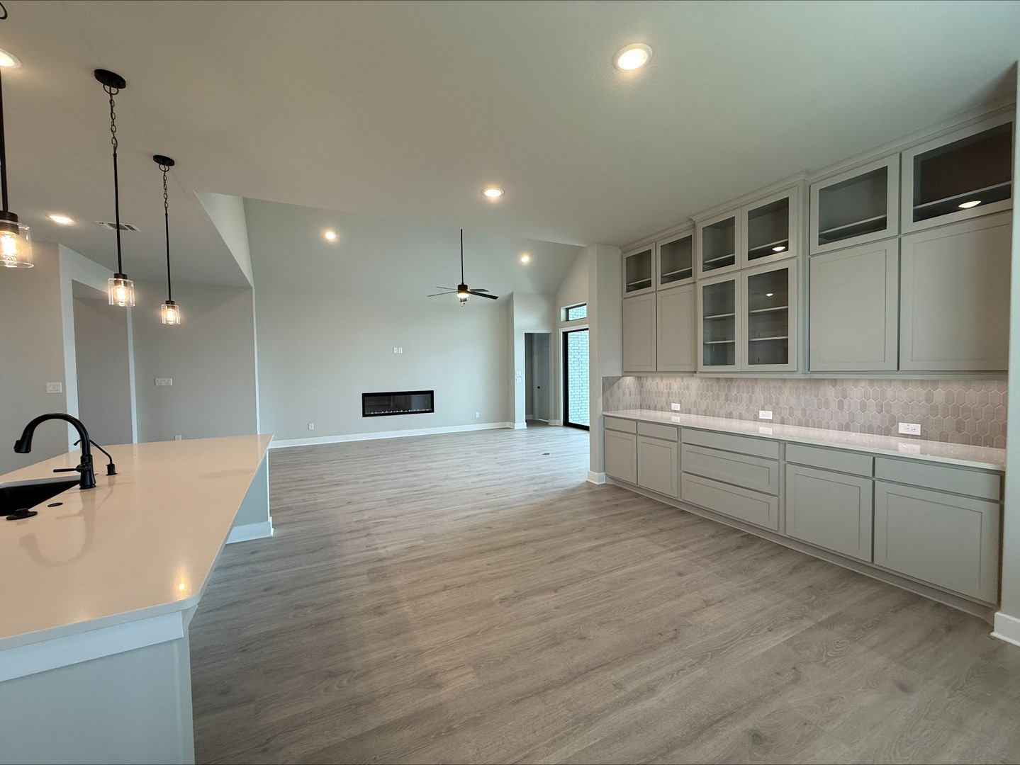 1008 Pearl Crescent Place Crowley TX 76036