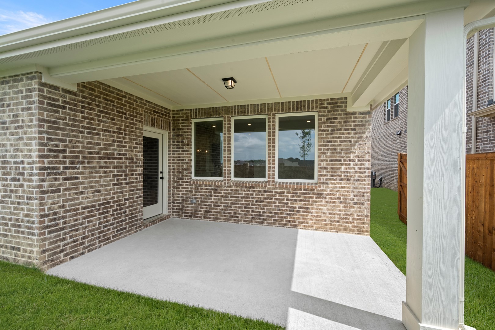 672 Tyronza Drive Justin TX 76247