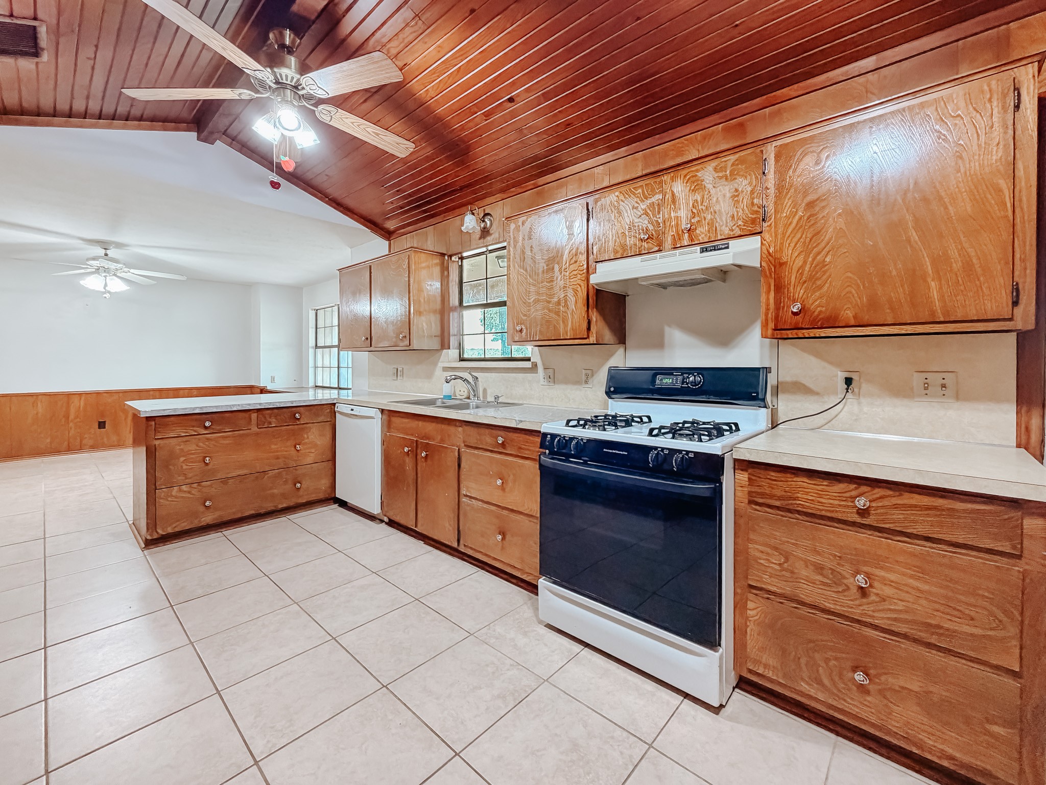 955 Fm 667 Purdon TX 76679