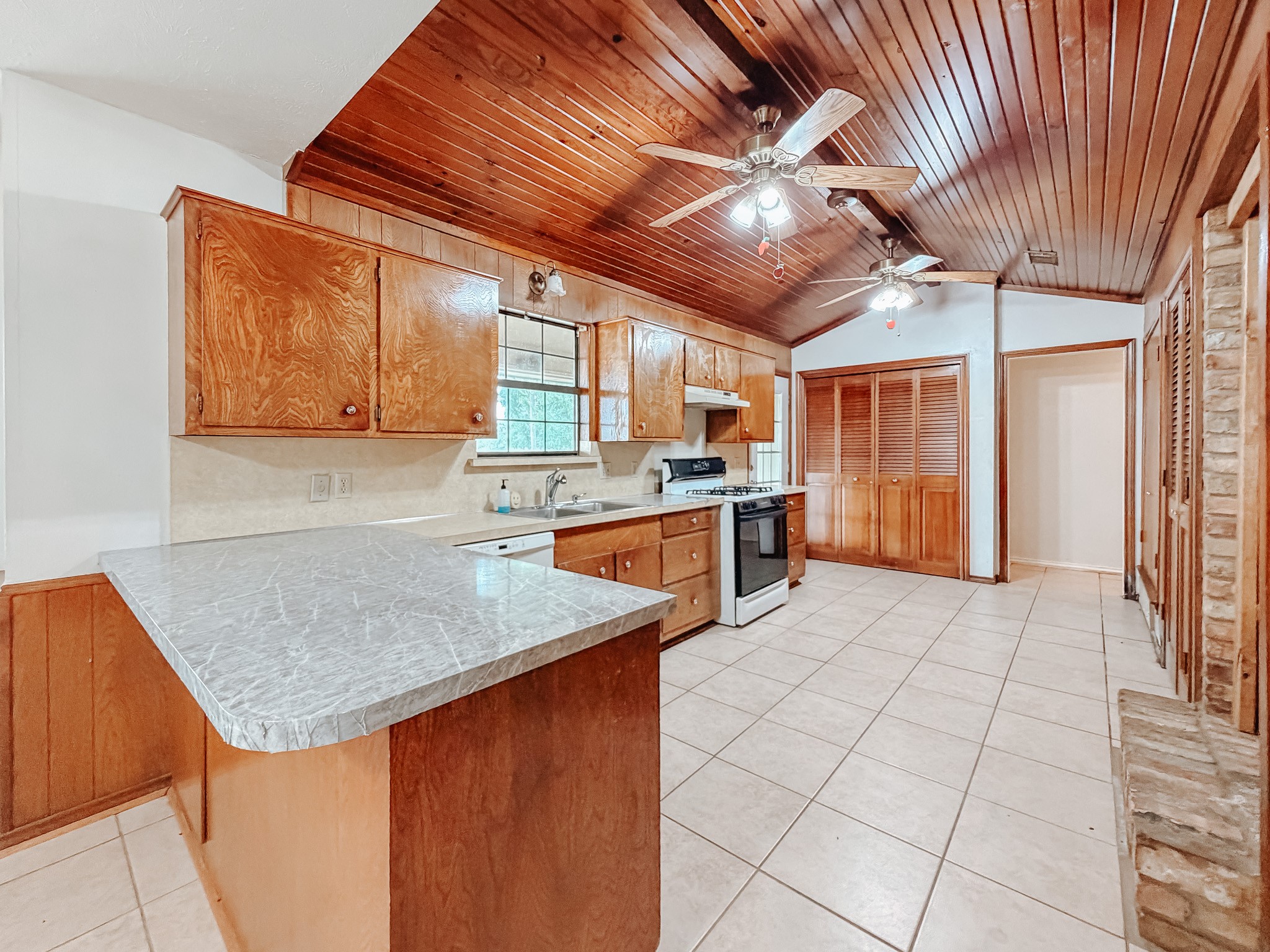 955 Fm 667 Purdon TX 76679