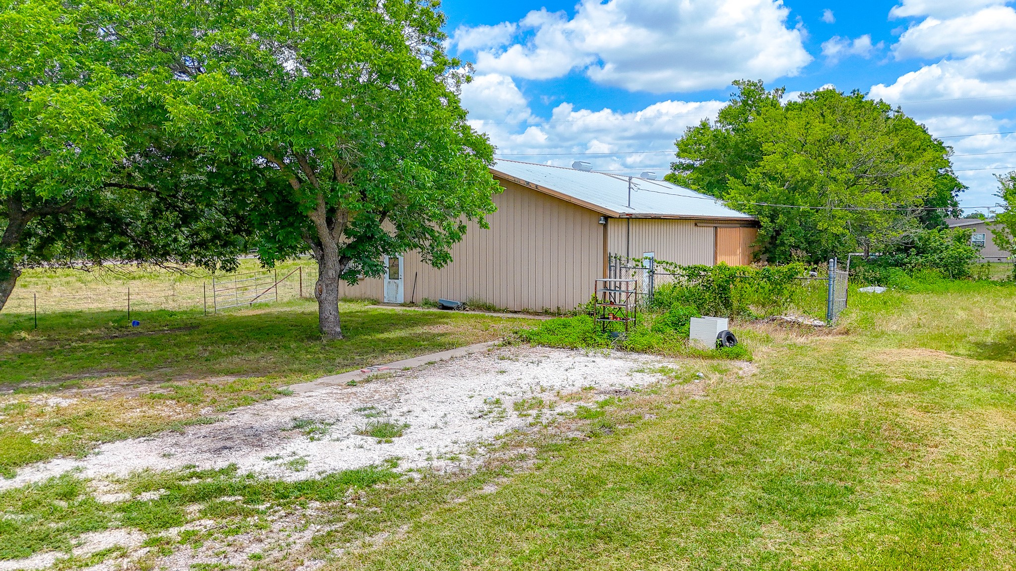 955 Fm 667 Purdon TX 76679