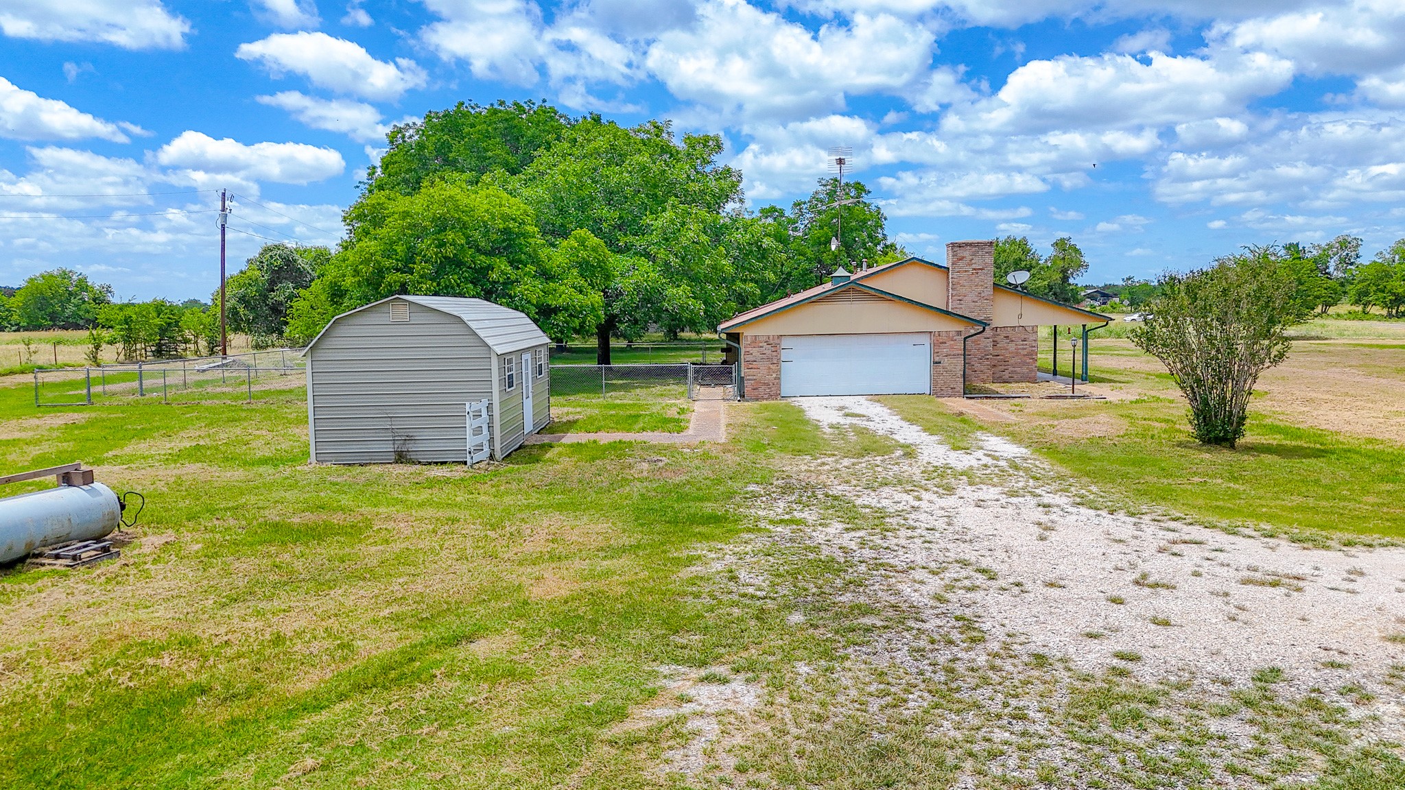 955 Fm 667 Purdon TX 76679