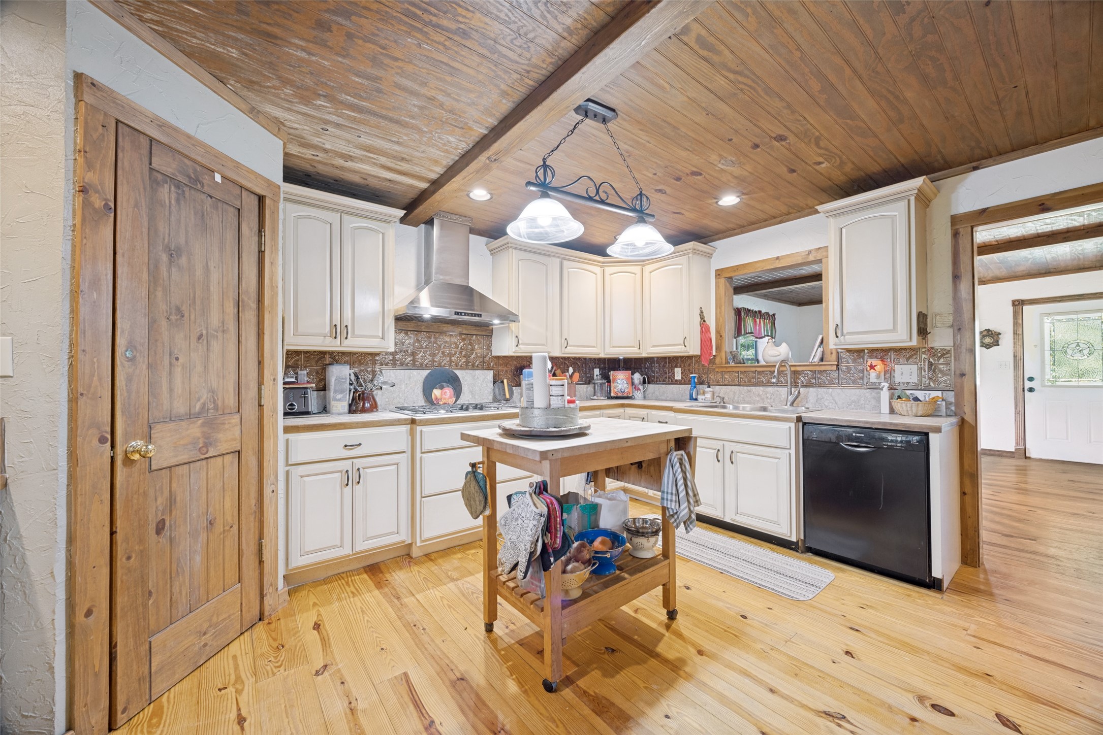 744 County Road 4910 Trenton TX 75490