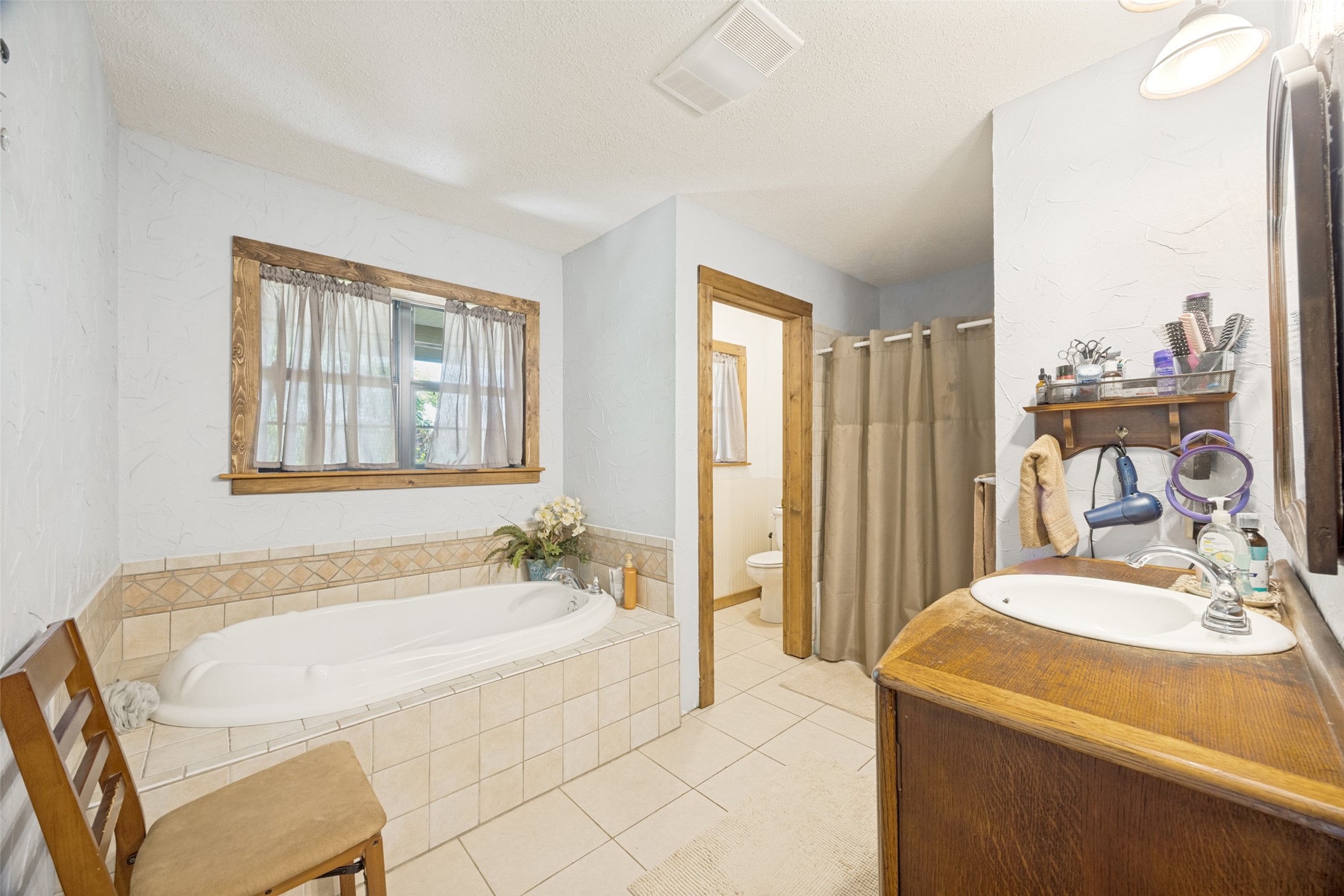 744 County Road 4910 Trenton TX 75490