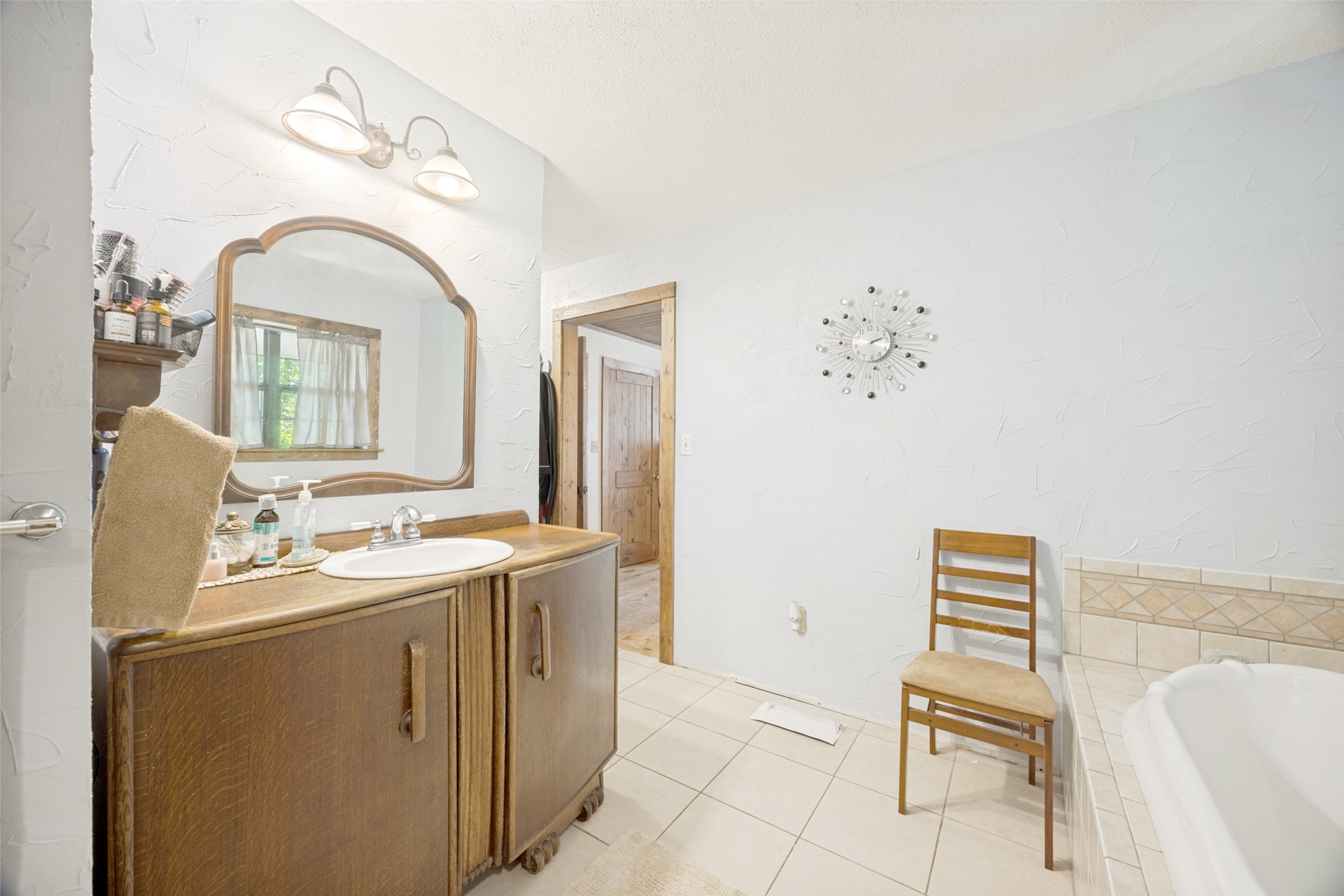 744 County Road 4910 Trenton TX 75490